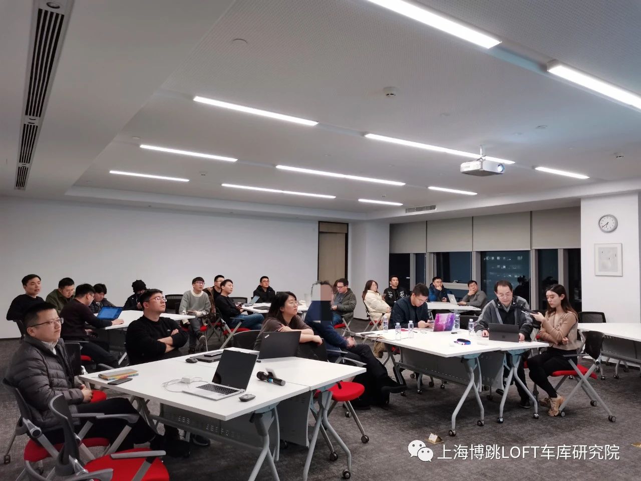 恩施杭州LOFT车库专题会